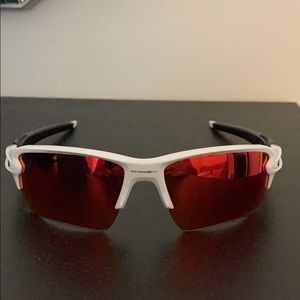 Oakley flak 2.0 XL sunglasses w/ prizm field lens